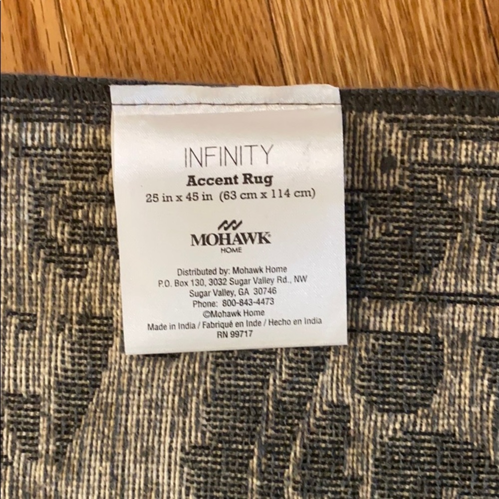 Mohawk home Accent Rug 25x45 Navy pattern Texture - Picture 7 of 8